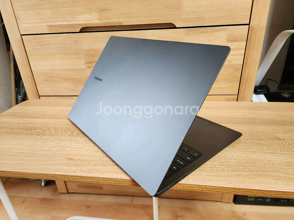 신동급 16인치 삼성 갤럭시북3 프로 i7 32G 최상--8