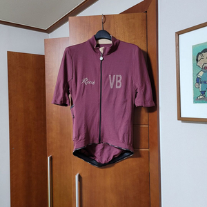 벨로비치 Rene 져지, 빕숏 이미지