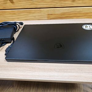 MSI GS66 Stealth 슬림형게이밍 노트북