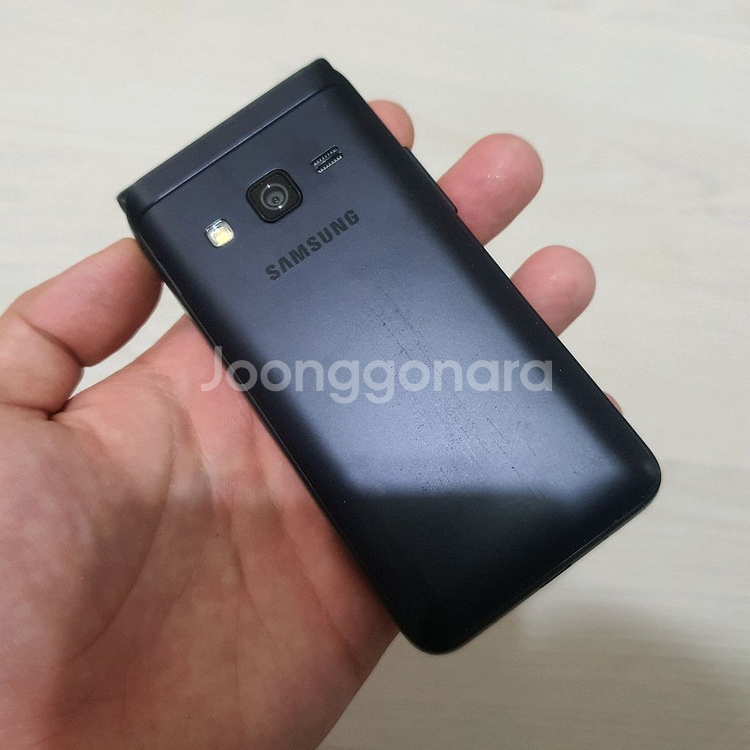 삼성 갤럭시폴더2 SM-G160N 32기가--2