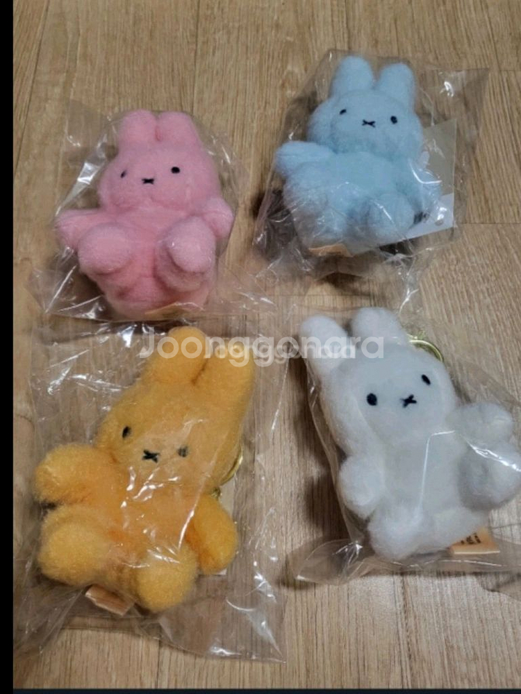 메가박스 크리미 미피 인형 키링--0