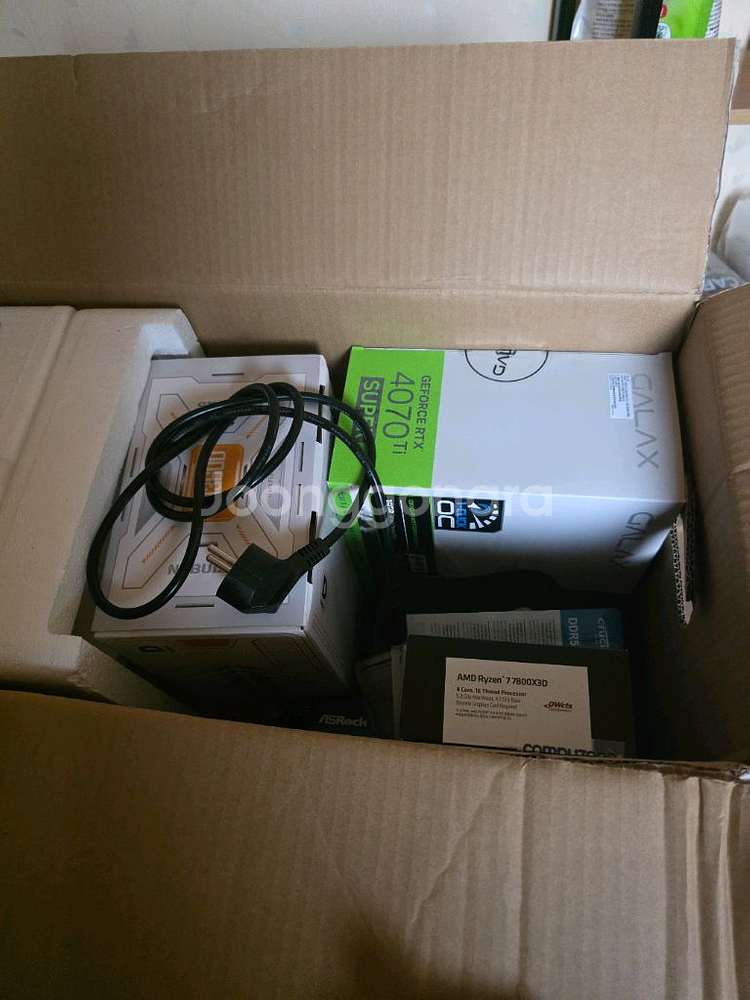 고사양게이밍PC 7800X3D 4070TI SUPER--1