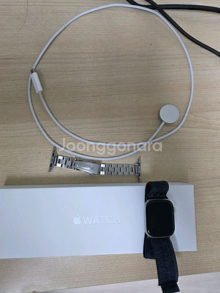 애플워치10 42mm GPS 실버 판매합니다--0