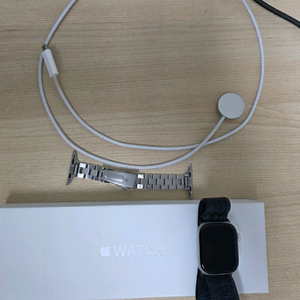 애플워치10 42mm GPS 실버 판매합니다