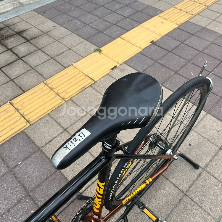 엔진11 볼텍스 허쉬 픽시 자전거 팝니다.--4
