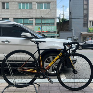 엔진11 볼텍스 허쉬 픽시 자전거 팝니다.