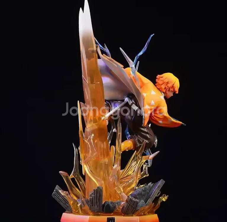 (새상품) 귀멸의 칼날 젠이츠 32cm 피규어 귀칼--2