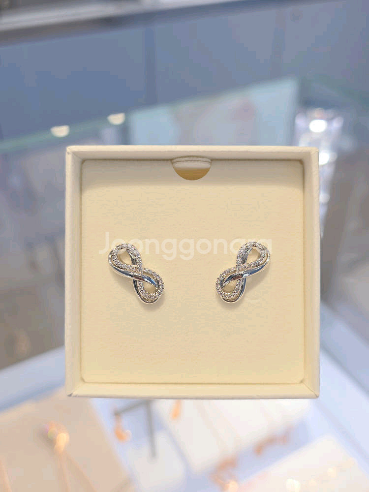 (새상품) 스와로브스키 귀걸이--0