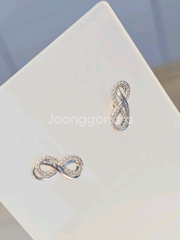 (새상품) 스와로브스키 귀걸이--6