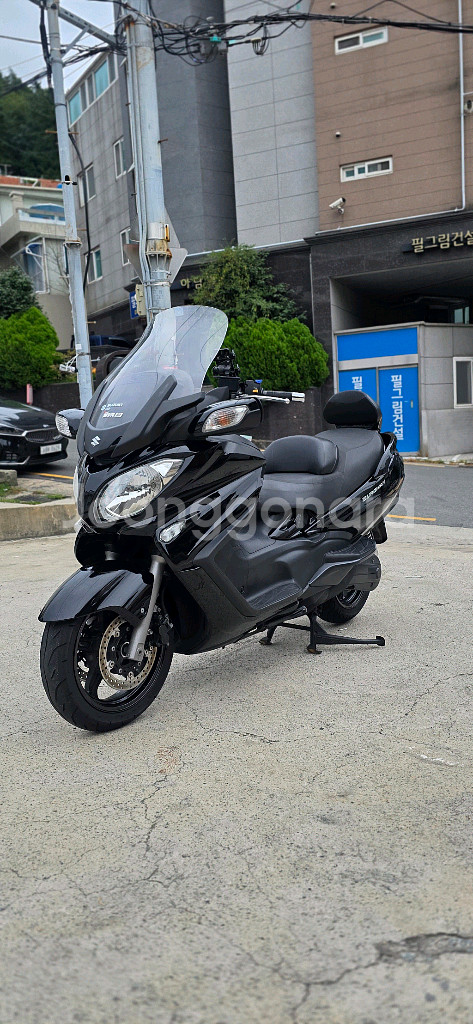 스즈끼 버그만650 익스큐티브 14년--2