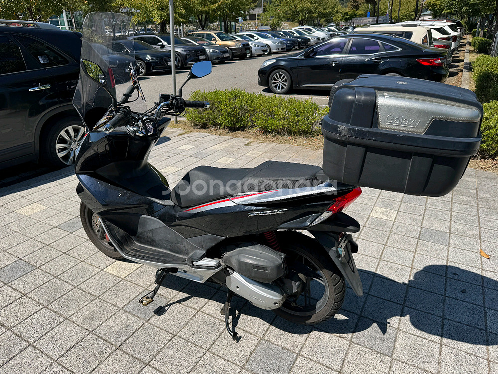 혼다 pcx125 18년 스페셜컬러 스마트키 팝니다--4
