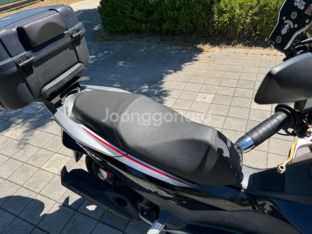 혼다 pcx125 18년 스페셜컬러 스마트키 팝니다--8