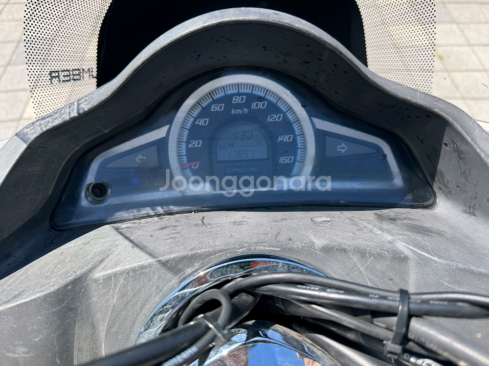 혼다 pcx125 18년 스페셜컬러 스마트키 팝니다--9
