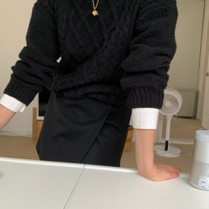 [모네마켓 Canal Black Knit] 팝니다