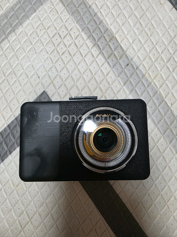 파인뷰 LXQ1000 블랙박스 팝니다--0