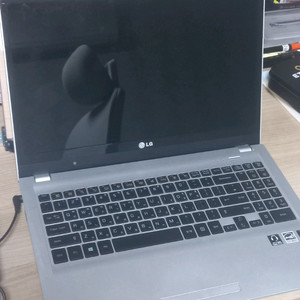 Lg15u53 노트북 팝니다