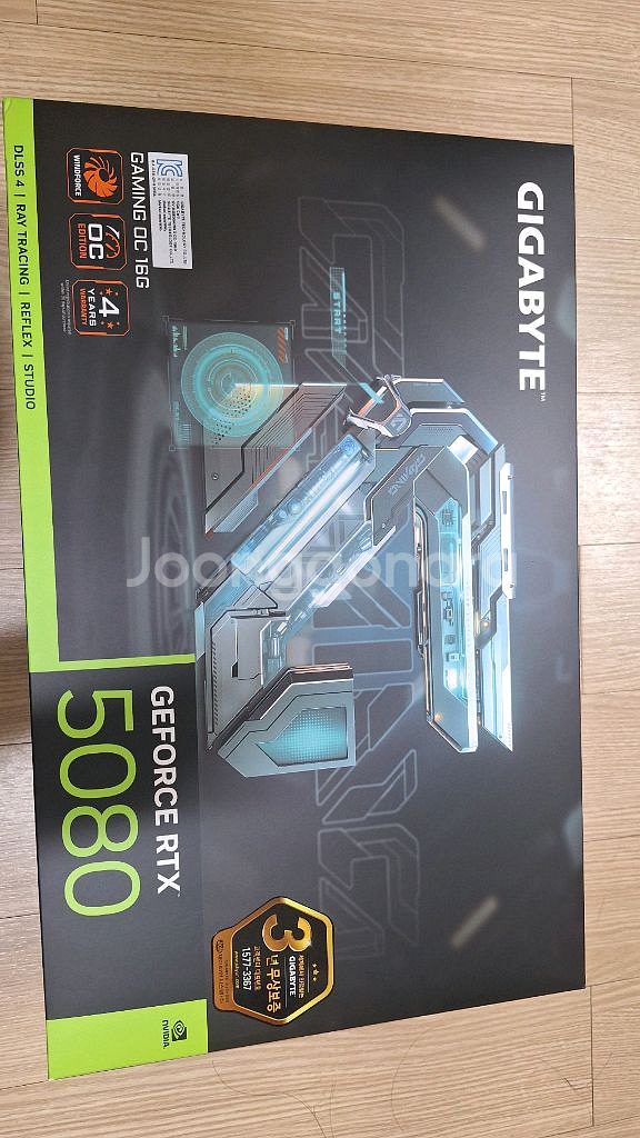 GIGABYTE RTX 5080 GAMING OC 16--0