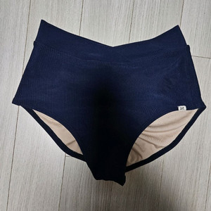 뮤오웨어 리브드 남색 하의 폴웨어 m 재당근
