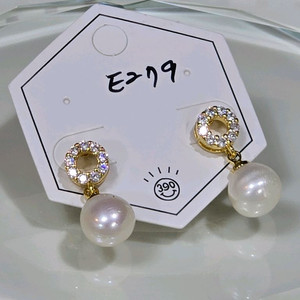 담수진주 와 큐빅셋팅 귀걸이