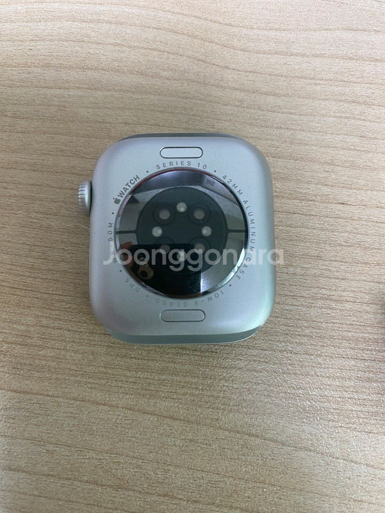 애플워치10 42mm GPS 실버 판매합니다--3