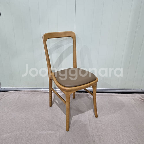 식당, 카페용 원목의자 특가로 판매합니다.--0