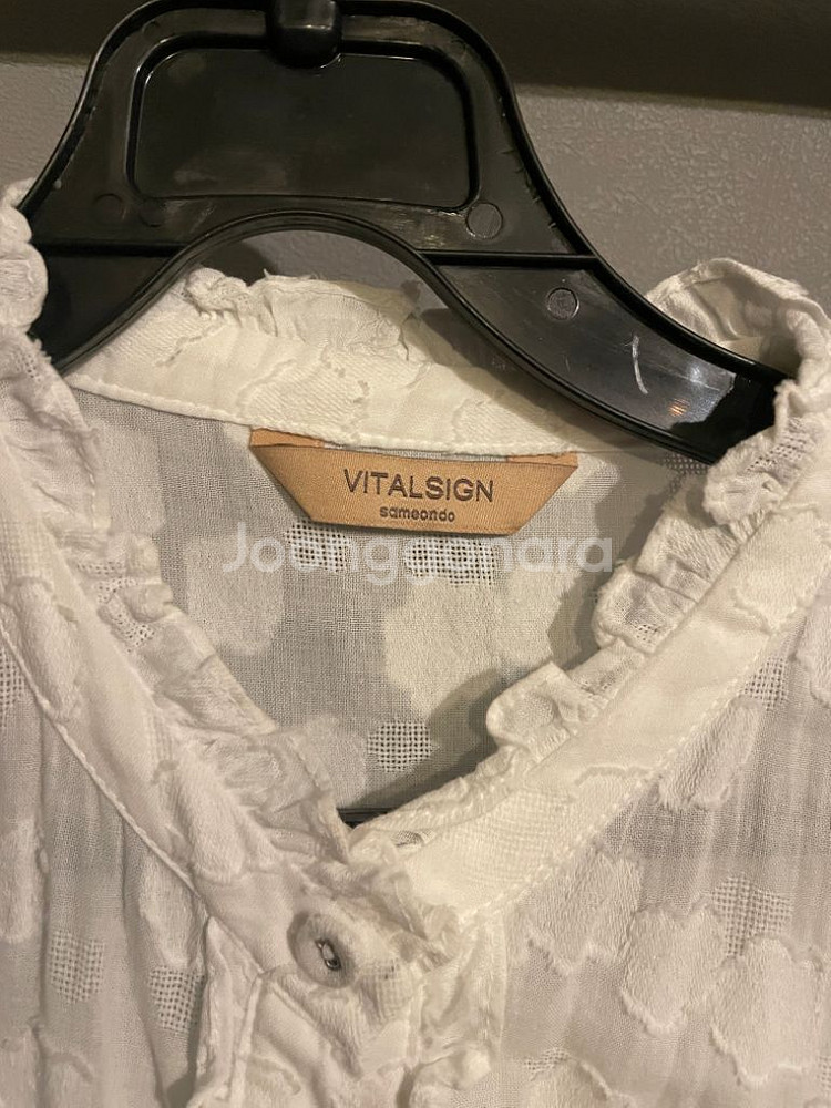 바이탈싸인 블라우스--6