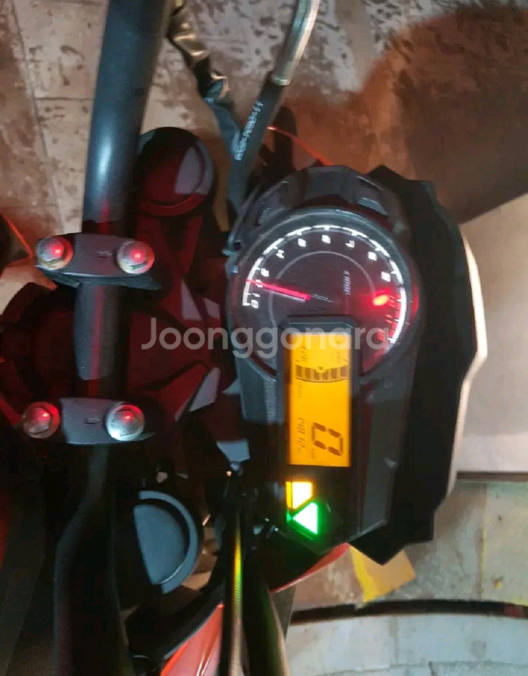 가와사키 Z125--4