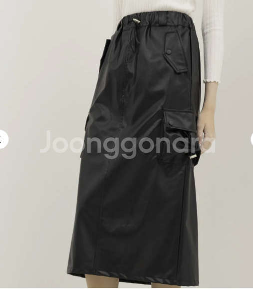 여자 가죽롱스커트S 블랙 새상품--0