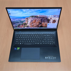 에이서 프레데터 Helios 18 RTX4080 게이밍