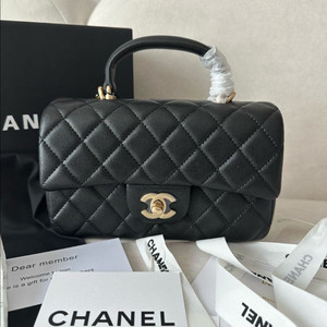 샤넬 탑핸들 플랩백