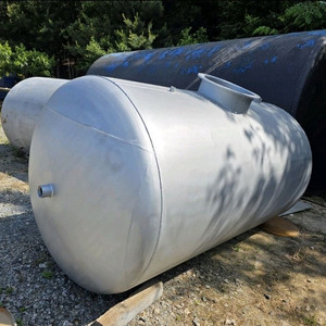 5톤 스텐탱크 물탱크 저장탱크 중고탱크 5루베 기름탱크