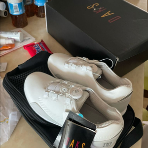 닥스 골프화 230 완전 새 상품