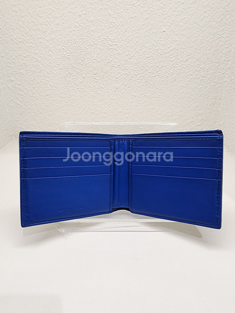 보테가 베네타 인트레치아토 투톤 반지갑 블랙&블루--2