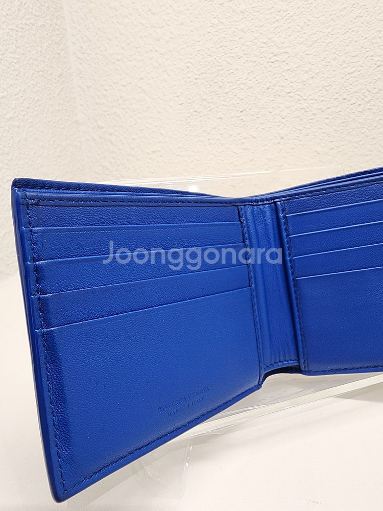 보테가 베네타 인트레치아토 투톤 반지갑 블랙&블루--3