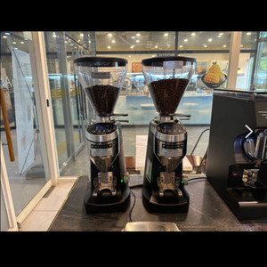 상태 좋은 MAZZER 커피 그라인더