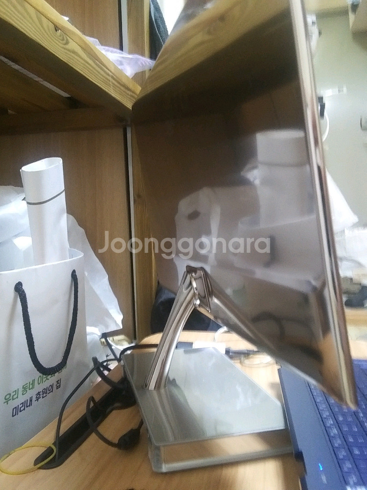 엘지 모니터 네고가능 무료택배가능--1