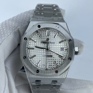 오데마피게 로얄오크 37mm 화이트
