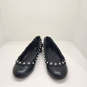샤넬 G30744 까멜리아 진주 플랫슈즈 블랙 36.5