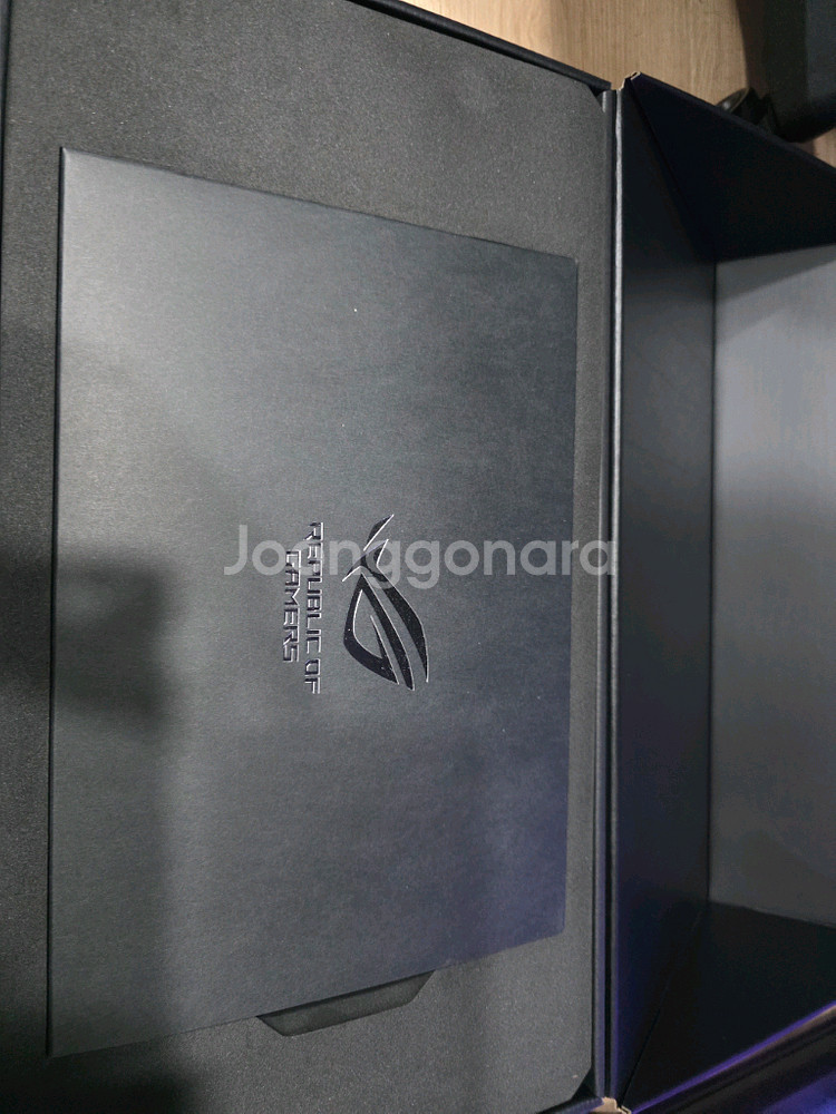rog astral 5090 판매합니다--5
