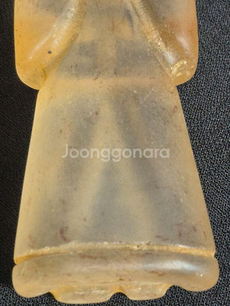 수정. 홍산문화. 인물. 조각품. 고미술.--7