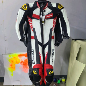 알에스타이치 레이싱 슈트 xs사이즈 팝니다