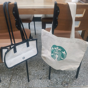 언타이디파운드백. 스타벅스 에코백