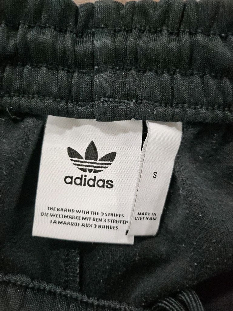 아디다스 삼선 플레임 숏 팬츠 - 블랙 S 이미지