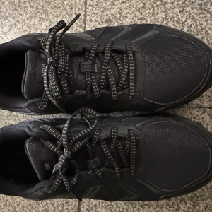 뉴발란스 410v5 블랙 - 2E 와이드 275