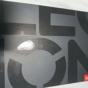 레노버 Y700 2세대 12+256GB 정발 팝니다.