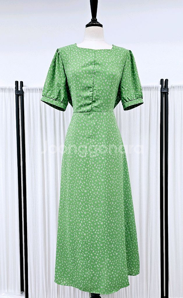 육육걸즈 원피스 스퀘어넥 머메이드원피스 여름 쉬폰롱원피--0