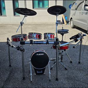[ALESIS] 알레시스 STRIKE 중고 전자 드럼