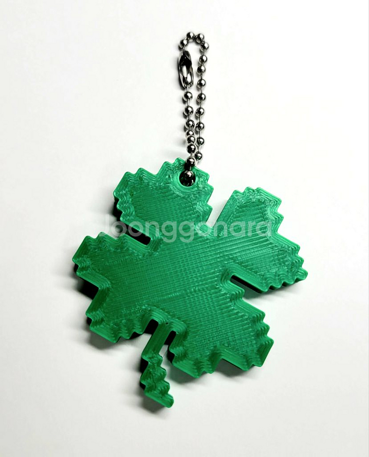 8비트 네잎클로버 키링 키체인--1