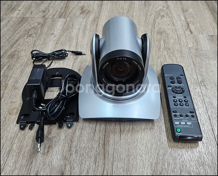 RS-1260HD 중고 PTZ 카메라--0