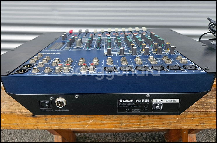 야마하 MG124CX 중고 음향 믹서--3
